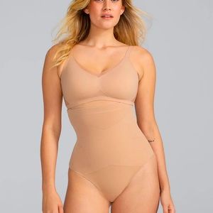 Women’s Honeylove SuperPower thong in color sand size XL NEW WITH TAGS